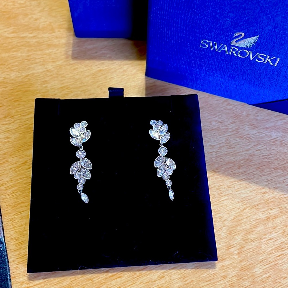 Swarovski earrings - Picture 1 of 5